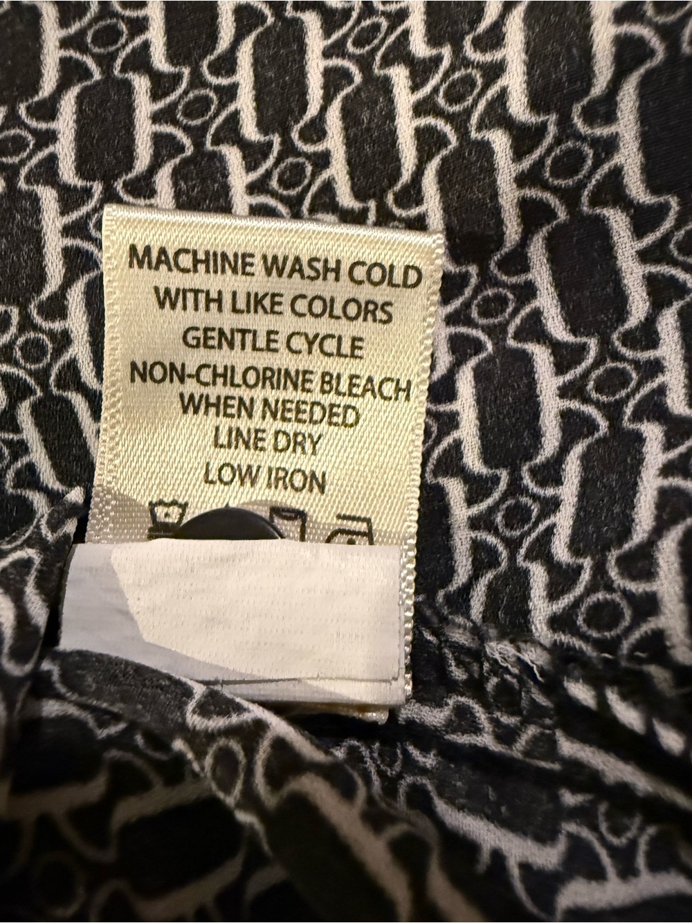 Max Studio London Geometric Print Button Front Blouse 1X Black White Relaxed - Picture 14 of 14